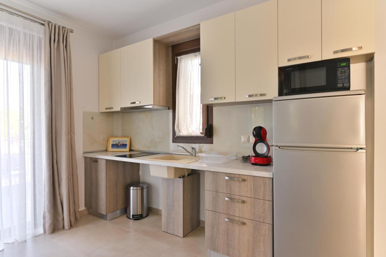 Kalli'S Apartments Никити Экстерьер фото