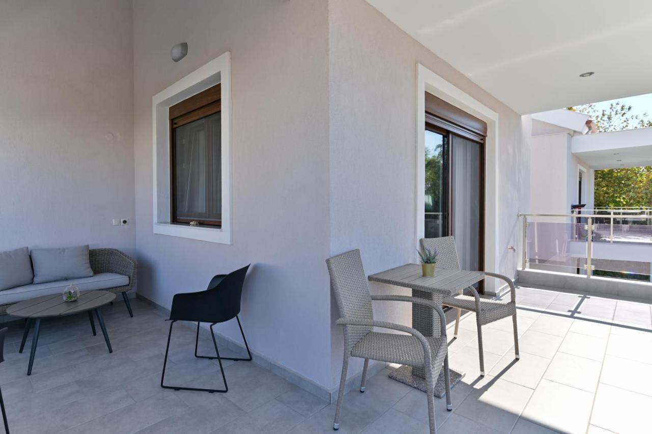 Kalli'S Apartments Никити Экстерьер фото