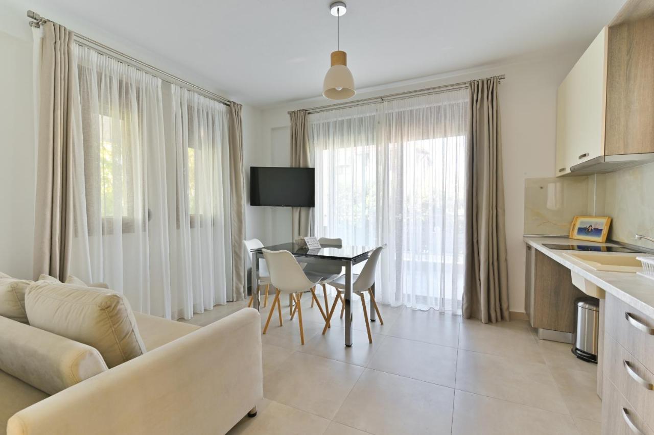 Kalli'S Apartments Никити Экстерьер фото