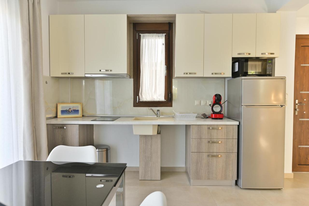 Kalli'S Apartments Никити Экстерьер фото